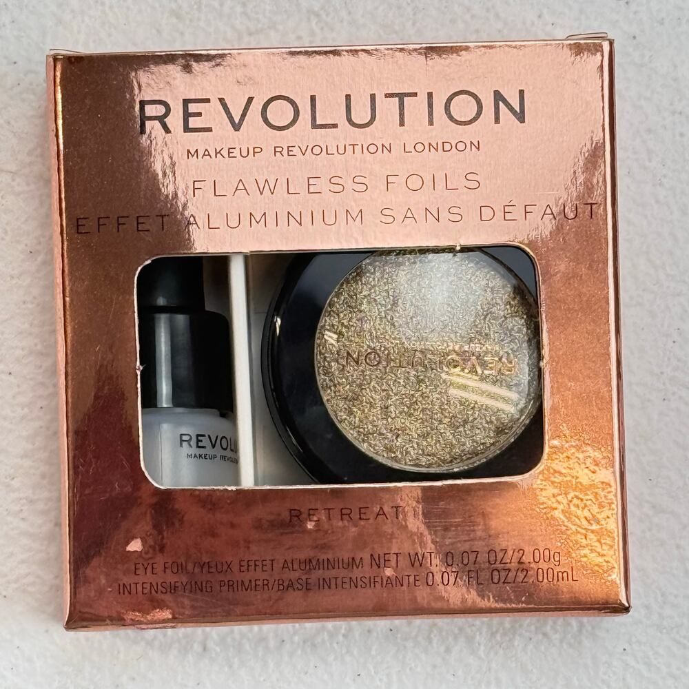 Makeup Revolution Flawless Foils Cream Eyeshadow & Primer Retreat